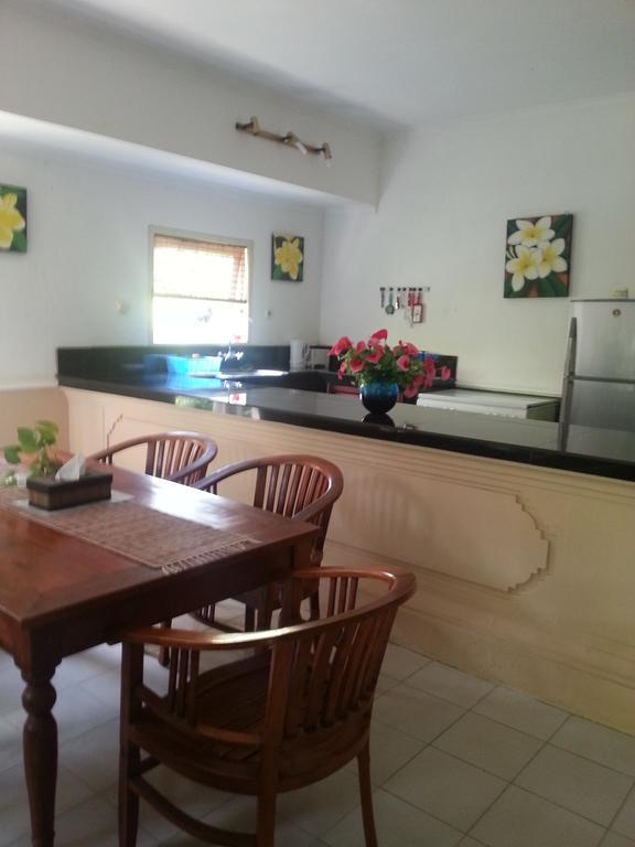 Sanur Beach Villas Exterior photo